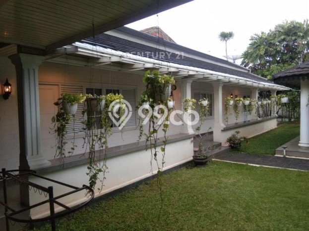 Hunian Elit LB 400m2 Siap Pakai Desain Elegan di Utan Kayu, Jakarta Timur Hunian Elit LB 400m2 Siap Pakai Desain Elegan di Utan Kayu, Jakarta Timur