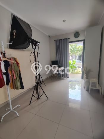 Rumah Luas Asri 4 KT Siap Huni di Summarecon Crown Gading Bekasi Rumah Luas Asri 4 KT Siap Huni di Summarecon Crown Gading Bekasi