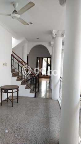 HARGA SPESIAL! Rumah kawasan Gondangdia, Dekat Pusat Kota, 5 KT, Luas 300m² LB 600m² HARGA SPESIAL! Rumah kawasan Gondangdia, Dekat Pusat Kota, 5 KT, Luas 300m² LB 600m²