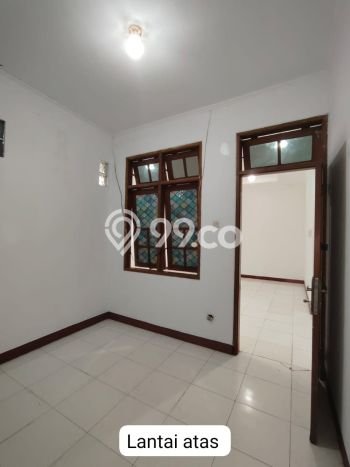 Sewa Rumah Murah di Pulomas Jakarta Timur dengan 5 Kamar Tidur Sewa Rumah Murah di Pulomas Jakarta Timur dengan 5 Kamar Tidur