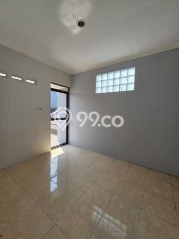 Dijual Hunian Rumah Nyaman 3 Kamar di Taman Kopo Indah, Bandung Dijual Hunian Rumah Nyaman 3 Kamar di Taman Kopo Indah, Bandung
