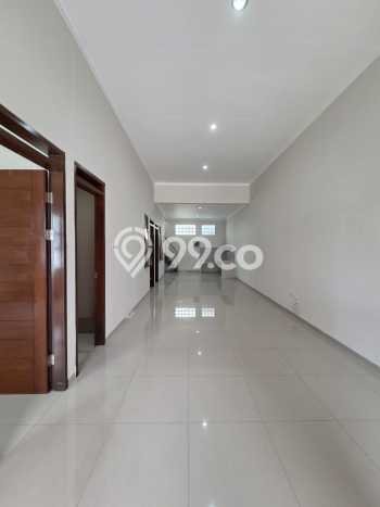 Dijual Hunian Rumah Nyaman 3 Kamar di Taman Kopo Indah, Bandung Dijual Hunian Rumah Nyaman 3 Kamar di Taman Kopo Indah, Bandung