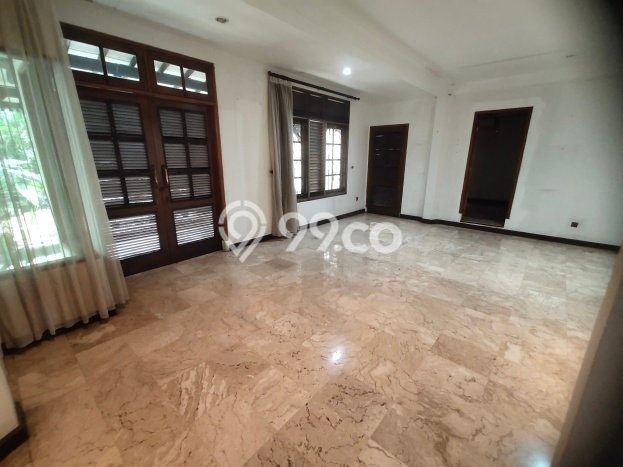 Disewakan Cepat Rumah Kondisi Bagus di Area Kebayoran Baru, Jakarta Selatan Disewakan Cepat Rumah Kondisi Bagus di Area Kebayoran Baru, Jakarta Selatan