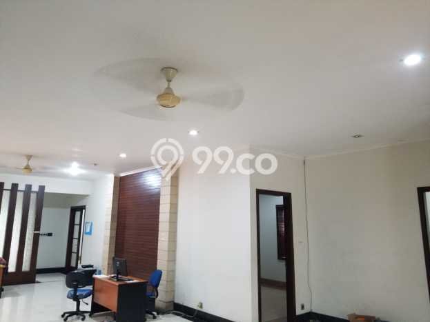 Rumah Sewa Jakarta Selatan LT 850m2 LB 600m2 Area Radio Dalam Rumah Sewa Jakarta Selatan LT 850m2 LB 600m2 Area Radio Dalam