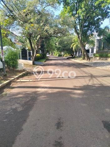 SPECIAL RATE! Rumah area , 4 KT, Area Sejuk, Luas 1000m2m² LB 550m2m² SPECIAL RATE! Rumah area , 4 KT, Area Sejuk, Luas 1000m2m² LB 550m2m²