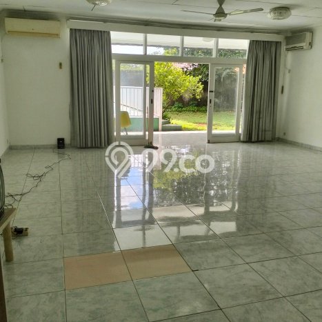 SPECIAL RATE! Rumah area , 4 KT, Area Sejuk, Luas 1000m2m² LB 550m2m² SPECIAL RATE! Rumah area , 4 KT, Area Sejuk, Luas 1000m2m² LB 550m2m²