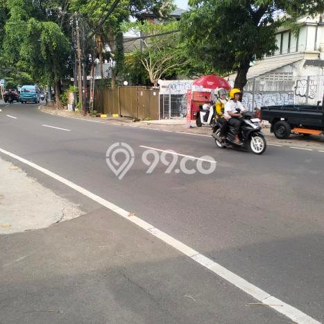Rumah Eksklusif Dijual LT 942m2 di Cilandak, Jakarta Selatan Rumah Eksklusif Dijual LT 942m2 di Cilandak, Jakarta Selatan