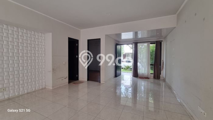Hunian Elit LB 300m2 Siap Huni Desain Elegan di BSD, Tangerang Hunian Elit LB 300m2 Siap Huni Desain Elegan di BSD, Tangerang