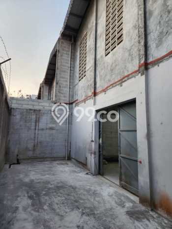Gudang untuk Disewa di Pusat Tangerang Luas Bangunan 300m2 Gudang untuk Disewa di Pusat Tangerang Luas Bangunan 300m2