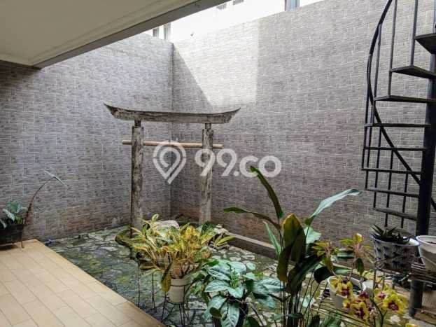 Rumah Elit LB 250m2 Siap Pakai Desain Elegan di Gading Serpong, Tangerang Rumah Elit LB 250m2 Siap Pakai Desain Elegan di Gading Serpong, Tangerang