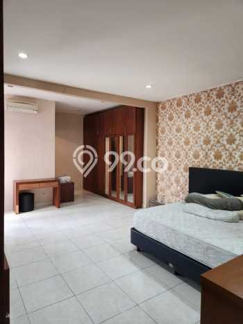 LIMITED UNIT! Rumah di , 5 KM, LT 200m2m² LB 200m2m² LIMITED UNIT! Rumah di , 5 KM, LT 200m2m² LB 200m2m²