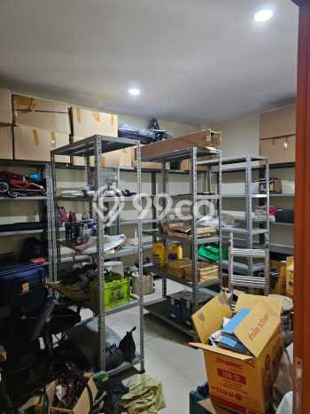 Unit Komersial Disewakan di Tangerang Selatan Area Strategis Harga Kompetitif Unit Komersial Disewakan di Tangerang Selatan Area Strategis Harga Kompetitif