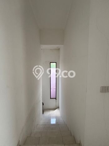 Ready to Use! Luxury House LT 200m2 Desain Elegan di BSD Foresta Ready to Use! Luxury House LT 200m2 Desain Elegan di BSD Foresta