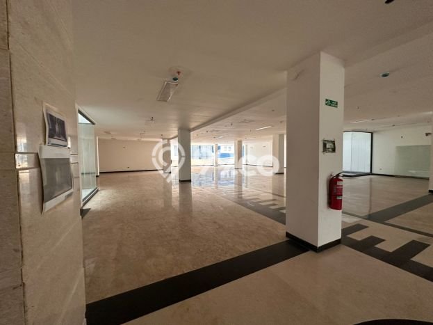 Untuk Dijual Kantor di Tanah Abang Jakarta Pusat LT 786m2 / LB 2329m2 Untuk Dijual Kantor di Tanah Abang Jakarta Pusat LT 786m2 / LB 2329m2