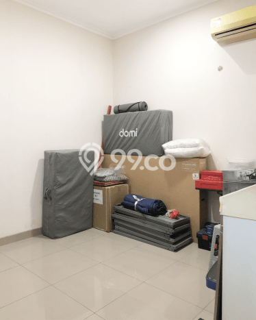 Dijual Rumah 5 Kamar Lokasi Ideal Bagus dan Strategis di Cipondoh Dijual Rumah 5 Kamar Lokasi Ideal Bagus dan Strategis di Cipondoh
