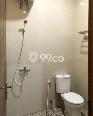 Dijual Rumah 5 Kamar Lokasi Ideal Bagus dan Strategis di Cipondoh Dijual Rumah 5 Kamar Lokasi Ideal Bagus dan Strategis di Cipondoh