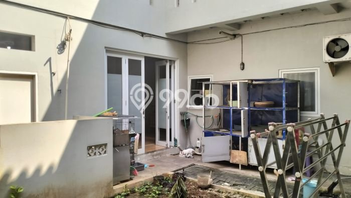 Unit Kost Dijual di Setiabudi dengan 22 Kamar Kawasan Strategis Unit Kost Dijual di Setiabudi dengan 22 Kamar Kawasan Strategis