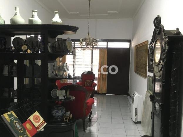 Hunian Mewah Dijual LT 222m2 di Tebet, Jakarta Selatan Hunian Mewah Dijual LT 222m2 di Tebet, Jakarta Selatan