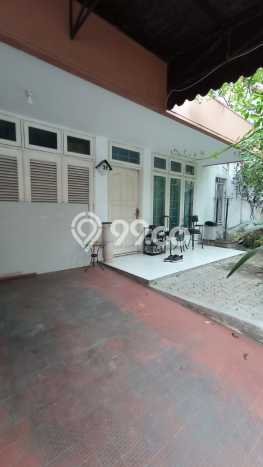 Ready to Use! Luxury House LT 163m2 Desain Elegan di Pondok Indah Ready to Use! Luxury House LT 163m2 Desain Elegan di Pondok Indah
