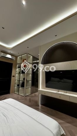 Siap Huni Hunian Elit 7 Kamar di Kelapa Gading Dekat ke Mana Saja Siap Huni Hunian Elit 7 Kamar di Kelapa Gading Dekat ke Mana Saja