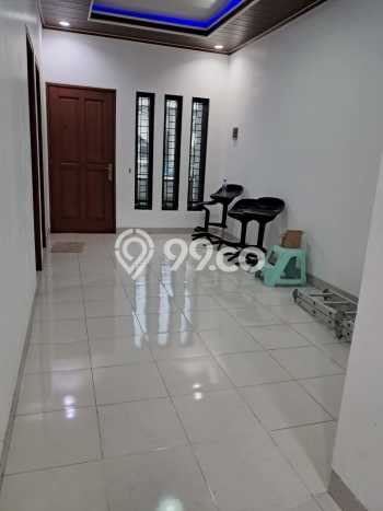 Siap Huni Hunian Elit 4 Kamar di Kelapa Gading Dekat ke Mana Pun Siap Huni Hunian Elit 4 Kamar di Kelapa Gading Dekat ke Mana Pun