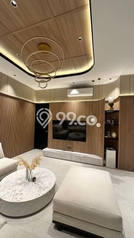Siap Huni Hunian Elit 7 Kamar di Kelapa Gading Dekat ke Mana Saja Siap Huni Hunian Elit 7 Kamar di Kelapa Gading Dekat ke Mana Saja