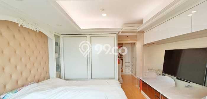 Ruko Dijual di Prime Area Jakarta Barat Luas 270m2 Ruko Dijual di Prime Area Jakarta Barat Luas 270m2