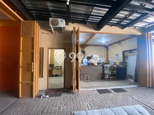 Rumah Lokasi Strategis di Pedurungan, Semarang, Luas 939m2m² LB 667m2m² Rumah Lokasi Strategis di Pedurungan, Semarang, Luas 939m2m² LB 667m2m²