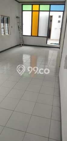 Rumah Siap Pakai area Semarang Barat, Semarang, LT 170m2m² LB 120m2m² Rumah Siap Pakai area Semarang Barat, Semarang, LT 170m2m² LB 120m2m²