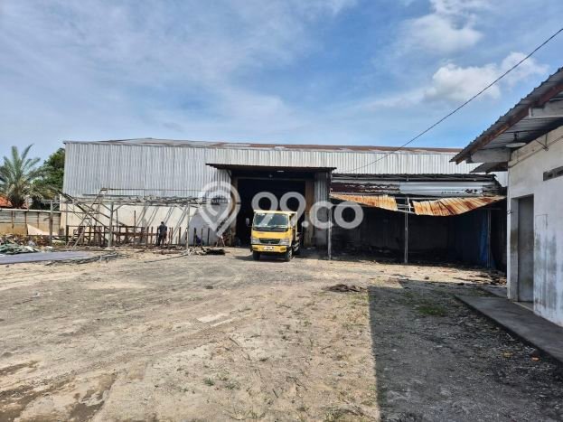 Unit Gudang Disewa Lokasi Genuk, Semarang Spesifikasi Luas Bangunan 1500m2 Unit Gudang Disewa Lokasi Genuk, Semarang Spesifikasi Luas Bangunan 1500m2