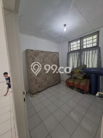 Dijual Hunian Rumah Terawat 4 Kamar di Villa Melati Mas, Tangerang Selatan Dijual Hunian Rumah Terawat 4 Kamar di Villa Melati Mas, Tangerang Selatan
