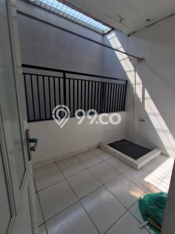 Rumah di Sektor 9-Bintaro, 5 KT, Dekat Rumah Sakit, Luas 160m2m² LB 120m2m² Rumah di Sektor 9-Bintaro, 5 KT, Dekat Rumah Sakit, Luas 160m2m² LB 120m2m²