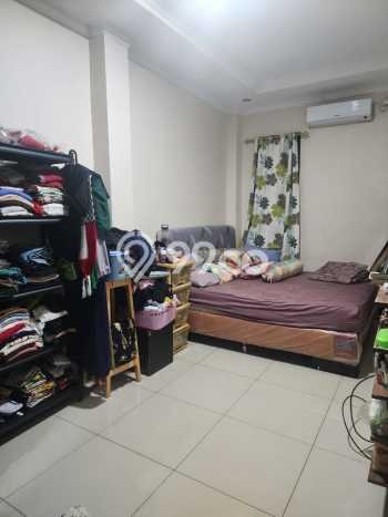 Rumah Minimalis 3 KT LT 144m2 di Graha Raya Rumah Minimalis 3 KT LT 144m2 di Graha Raya