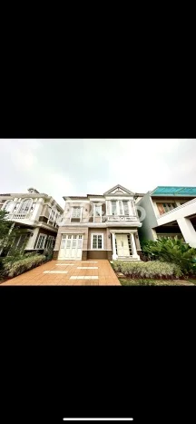 Rumah Elit Modern Tanpa Renovasi di Gading Serpong Tangerang Rumah Elit Modern Tanpa Renovasi di Gading Serpong Tangerang