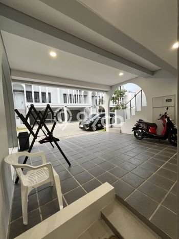 Dijual Rumah Mewah Megah Dengan View Cantik di BSD Green Wich, Tangerang Dijual Rumah Mewah Megah Dengan View Cantik di BSD Green Wich, Tangerang
