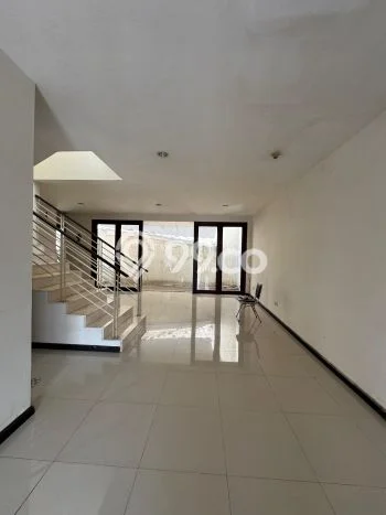 Disewakan Segera Rumah Kondisi Bagus di Area Bulak, Surabaya Disewakan Segera Rumah Kondisi Bagus di Area Bulak, Surabaya