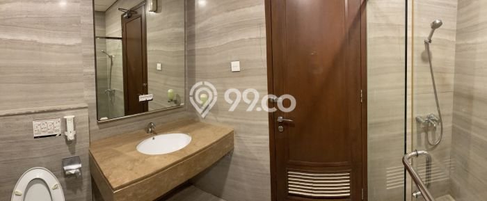 For Rent Kantor Strategis Kawasan Senen, Luas 135m², Area Utama For Rent Kantor Strategis Kawasan Senen, Luas 135m², Area Utama