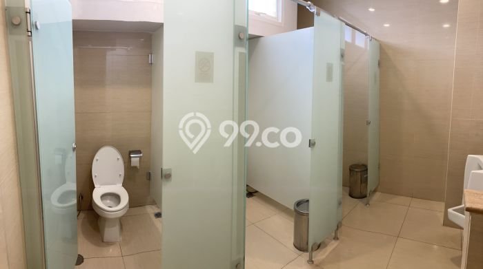 For Rent Kantor Strategis Kawasan Senen, Luas 135m², Area Utama For Rent Kantor Strategis Kawasan Senen, Luas 135m², Area Utama