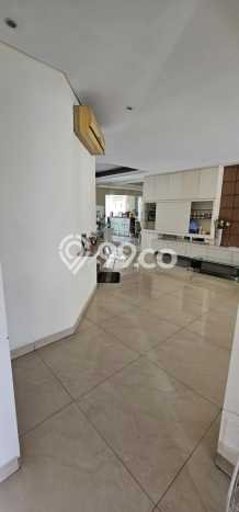 For Sale! Luxury House LT 360m2 Desain Elegan di Kemandoran For Sale! Luxury House LT 360m2 Desain Elegan di Kemandoran