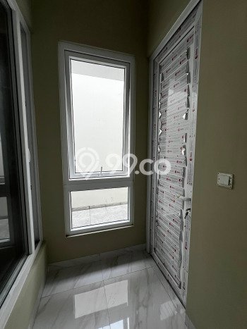 Rumah Elit Modern Tanpa Renovasi di Serpong Regency Melati Mas Tangerang Selatan Rumah Elit Modern Tanpa Renovasi di Serpong Regency Melati Mas Tangerang Selatan