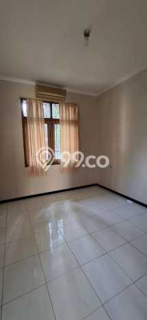 SIAP HUNI! Rumah Asri di Bandung Barat, LT 162m² Bangunan 100m² SIAP HUNI! Rumah Asri di Bandung Barat, LT 162m² Bangunan 100m²