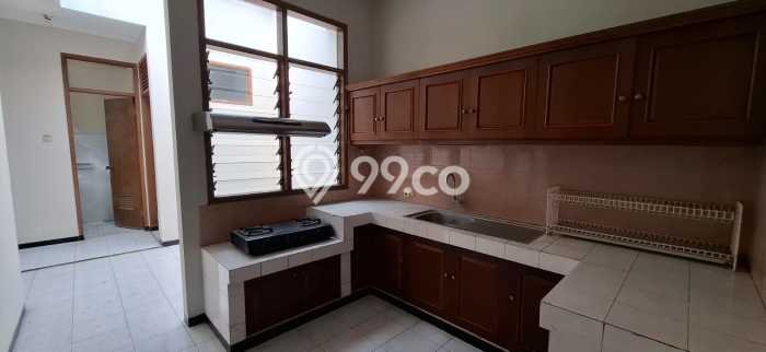 SIAP HUNI! Rumah Asri di Bandung Barat, LT 162m² Bangunan 100m² SIAP HUNI! Rumah Asri di Bandung Barat, LT 162m² Bangunan 100m²