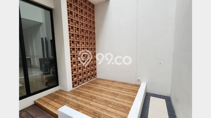 Rumah Mewah LB 252m2 Siap Huni Desain Elegan di Summarecon Bandung, Bandung Rumah Mewah LB 252m2 Siap Huni Desain Elegan di Summarecon Bandung, Bandung