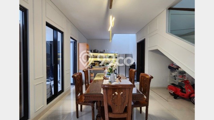 Rumah Mewah LB 252m2 Siap Huni Desain Elegan di Summarecon Bandung, Bandung Rumah Mewah LB 252m2 Siap Huni Desain Elegan di Summarecon Bandung, Bandung