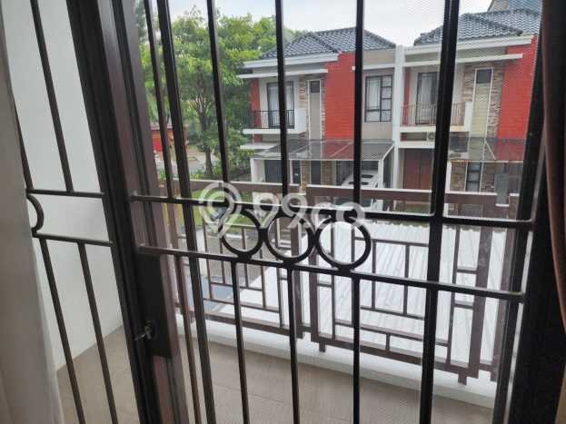 Disewakan Rumah Harga Terjangkau di Green Lake City Jakarta Barat Punya 3 Kamar Tidur Disewakan Rumah Harga Terjangkau di Green Lake City Jakarta Barat Punya 3 Kamar Tidur