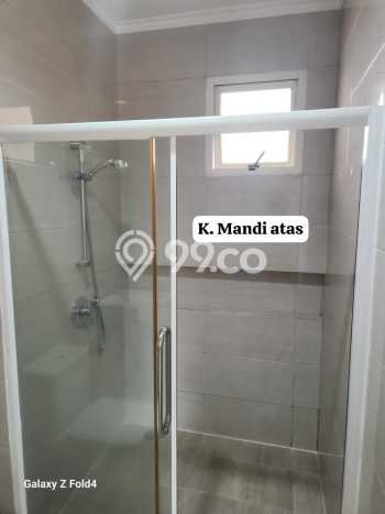 Rumah di Green Lake City, 3 KT, Lingkungan Tenang Rumah di Green Lake City, 3 KT, Lingkungan Tenang