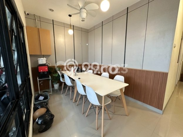 Dijual Rumah Kost di Tomang, Jakarta Barat, 26 KT, 26 KM, Bangunan 403m2 Dijual Rumah Kost di Tomang, Jakarta Barat, 26 KT, 26 KM, Bangunan 403m2