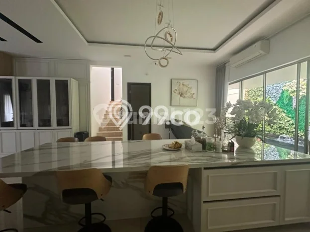 Ready to Use! Luxury House LT 200m2 Desain Elegan di Pantai Indah Kapuk Ready to Use! Luxury House LT 200m2 Desain Elegan di Pantai Indah Kapuk