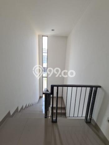 Rumah Mewah LB 160m2 Siap Pakai Desain Elegan di Pantai Indah Kapuk 2, Jakarta Utara Rumah Mewah LB 160m2 Siap Pakai Desain Elegan di Pantai Indah Kapuk 2, Jakarta Utara
