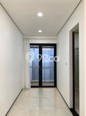 Jual Rumah Mewah Elegan Dengan View Eksklusif di Pluit, Jakarta Utara Jual Rumah Mewah Elegan Dengan View Eksklusif di Pluit, Jakarta Utara